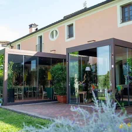 Le Colombaie Country Bed & Breakfast
