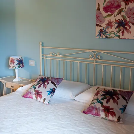 Le Colombaie Country Bed & Breakfast *