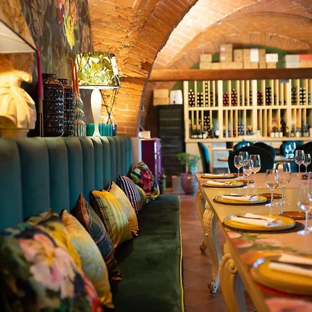 Le Colombaie Country 4*